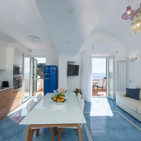 Donna Luisa 19 Amalfi View - Free Parking Pontone